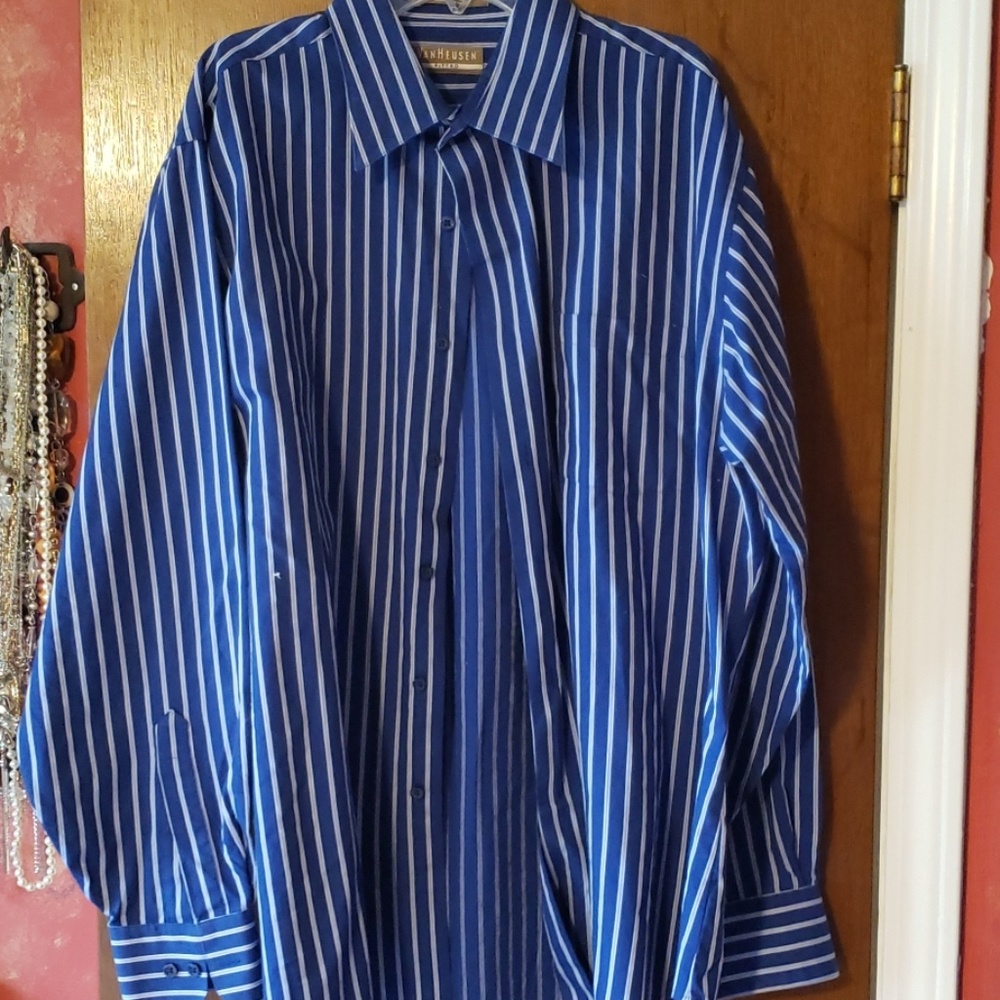 Men's dress shirt